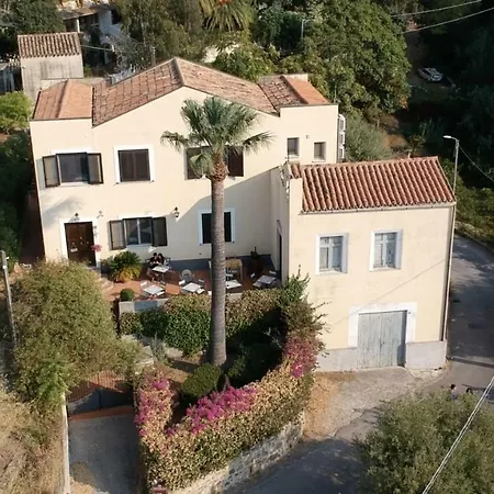 Bouganville B&B-3