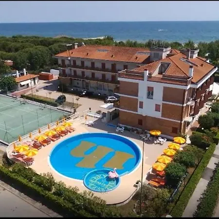 International Hotel-2