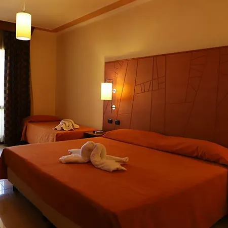 Laghi Room Only-2
