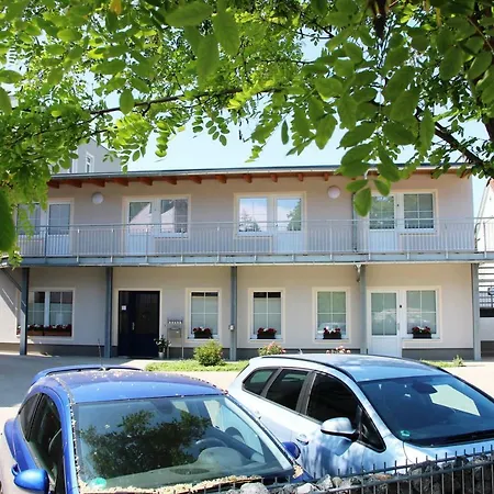 Pension Am Ziegelwall-3