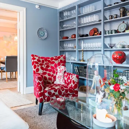 Reykjavik Treasure B&B-3