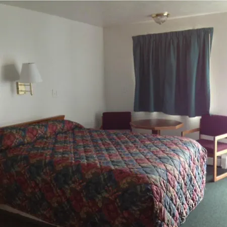 Town House Motel-2
