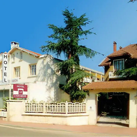 Hotel Le Lyon Bron-3
