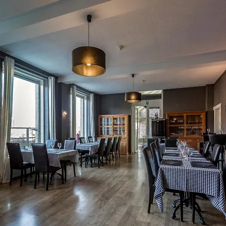 New Hotel de Lives-3