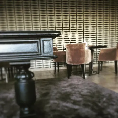 Hotel Victor-3