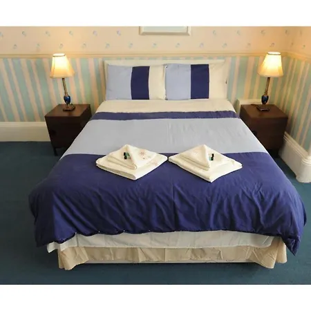The Thistle House-2