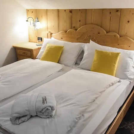 Hotel Relais Gruenwald-2