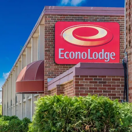 Econo Lodge-2