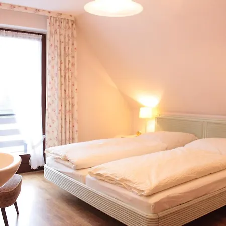 Gästezimmer Neumair-2