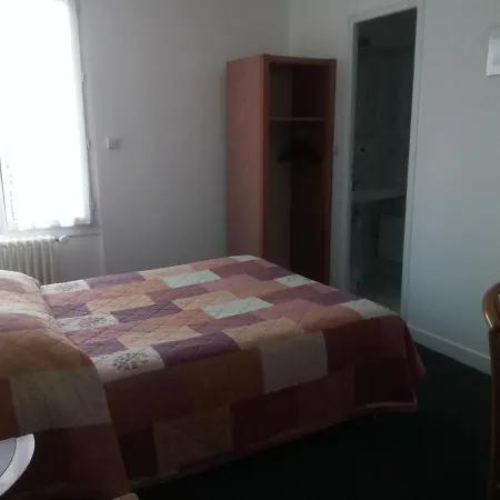 Hotel De La Gare-3