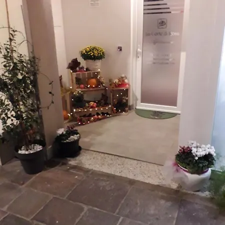La Corte di Rosa-2