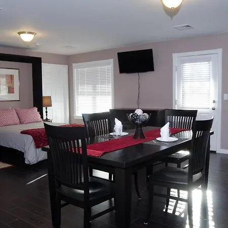 Hertzog Homestead Bed & Breakfast-2