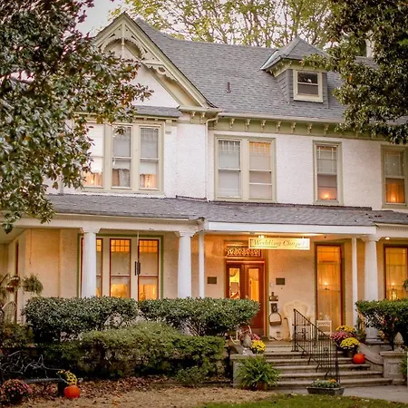 Magnolia House Inn-2
