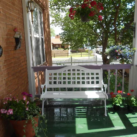 Violet Rose B&B-3