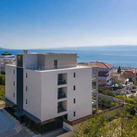 Ellure Luxury Suites-3