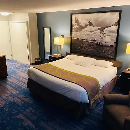 Super 8 By Wyndham Prairie Du Chien-3