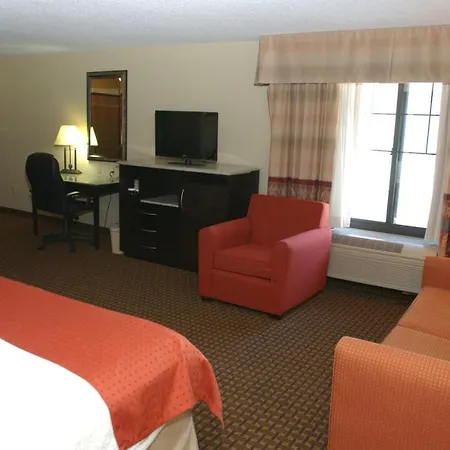 Holiday Inn Hotel & Suites Owatonna-3