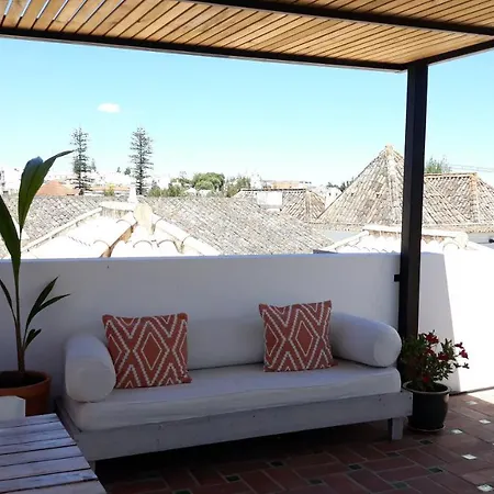 Calcada Guesthouse-3