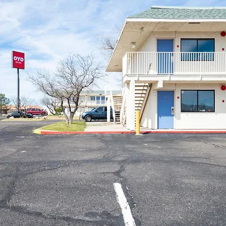 Oyo Hotel Willcox-3