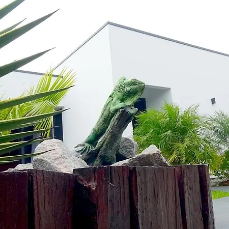 Bronbella Villa Residence-2