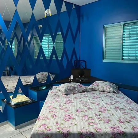 Aquarius Motel IV-3