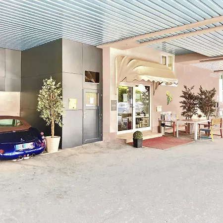 Hotel Garni Rebgarten-3