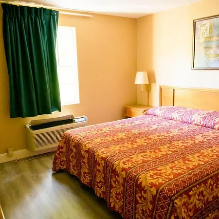 Kings Inn Hot Springs-2