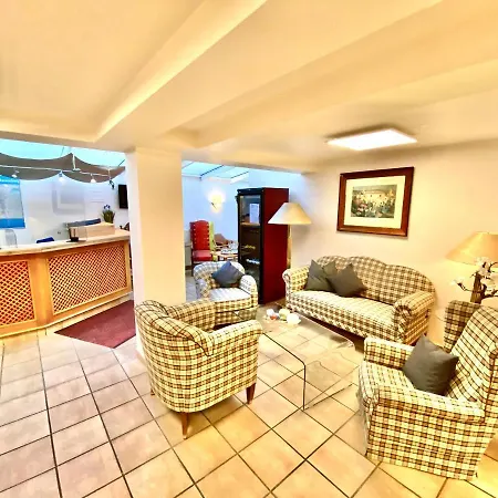 Hotel Garni Rebgarten-2