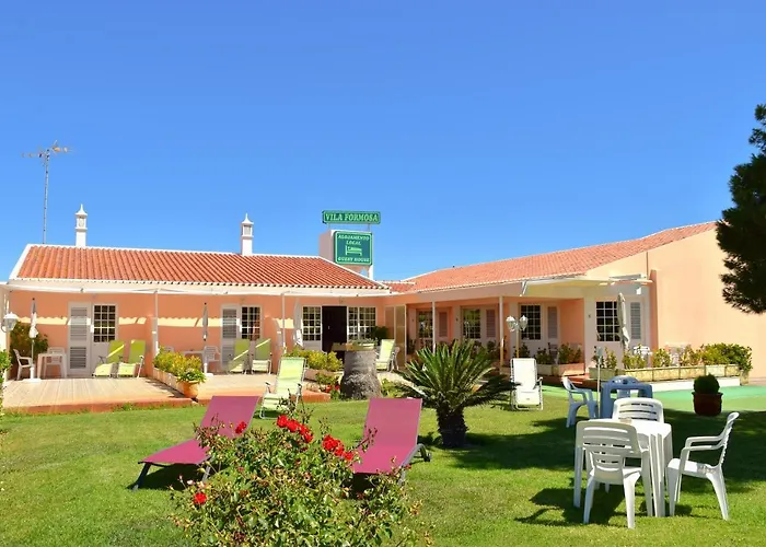 Vila Formosa Al-Estabelecimento De Hospedagem,Quartos-Rooms Monte Gordo