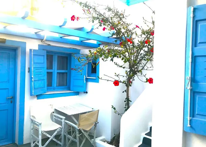 Amelie Hotel Santorini (Adults Only) Perissa 