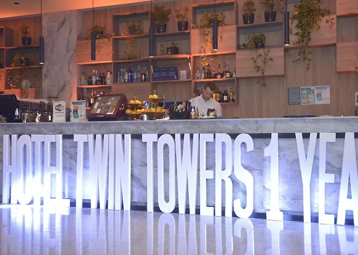Twin Towers Hotel City&Beach Resort Shëngjin