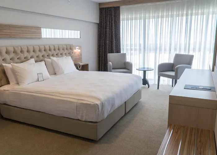 Greymark Hotel