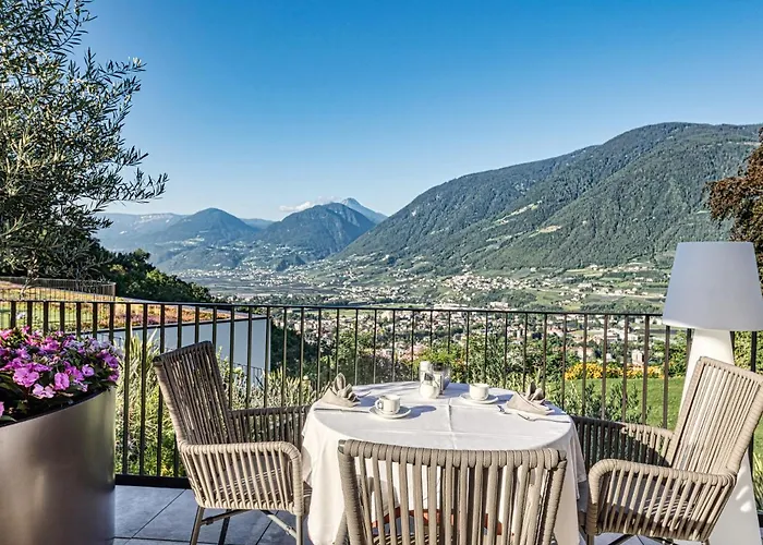 Hotel Traubenheim Tirolo