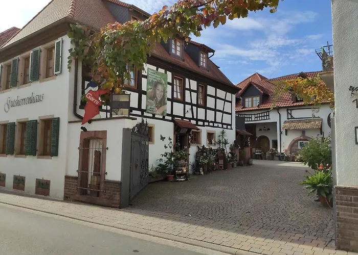 Gutsherrenhaus Maikammer