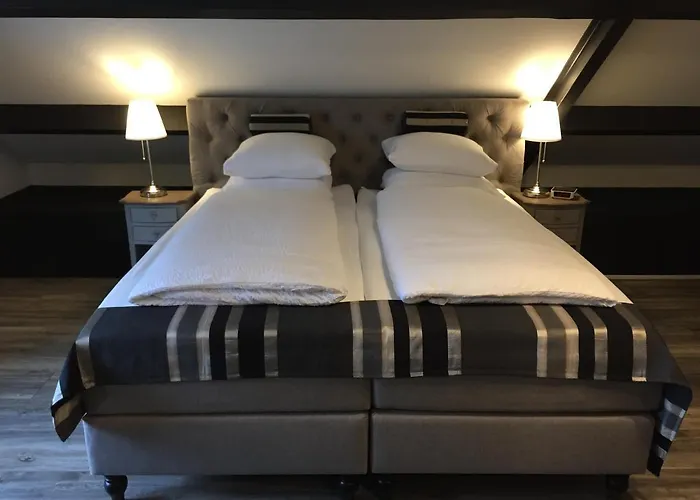 Hotels in Vrouwenpolder