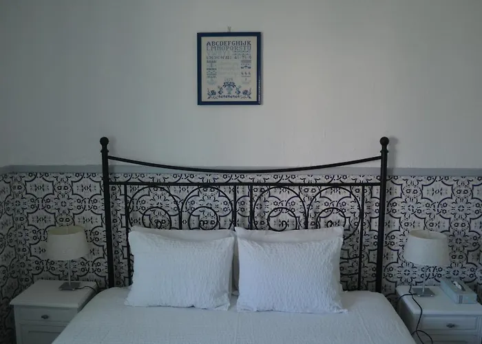 Casa Coloridos Acomodação com café da manhã Óbidos