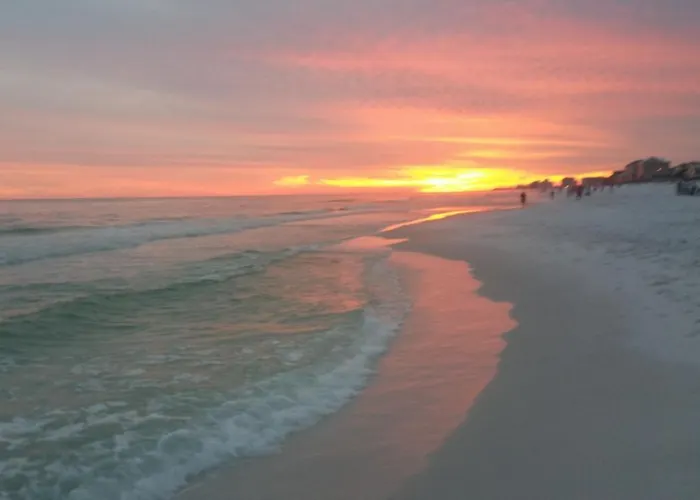 Destin Daydream Bed & Breakfast