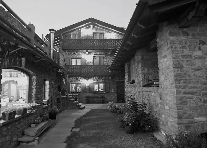 Suite Del Villaggio Sarre
