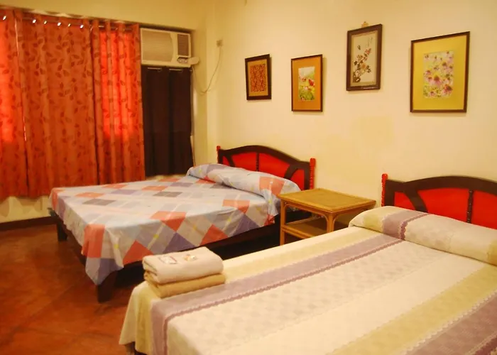 Centro Mactan Suites