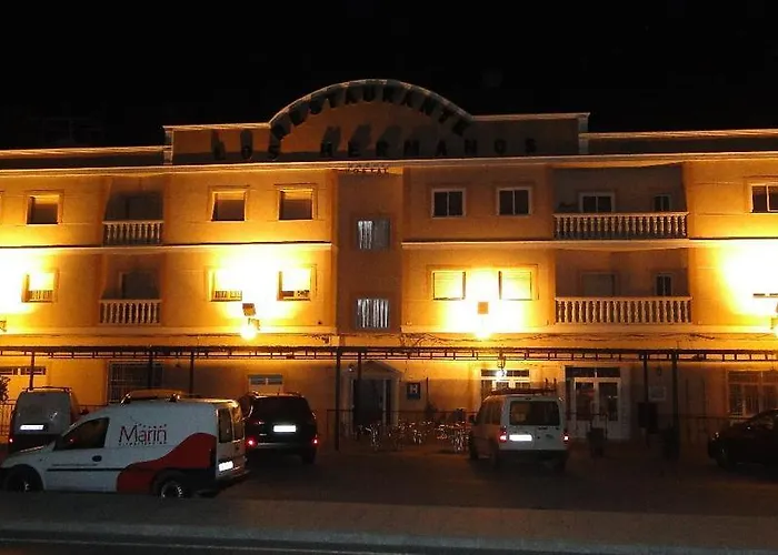 Hostal Los Hermanos Baza