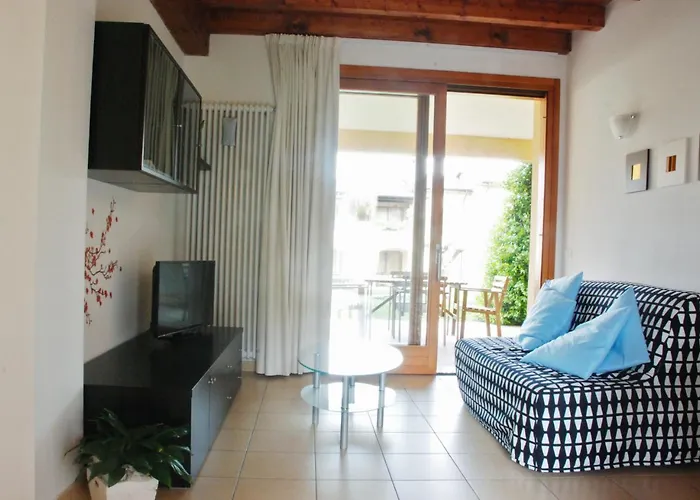 Sakura House Aparthotel Moniga del Garda