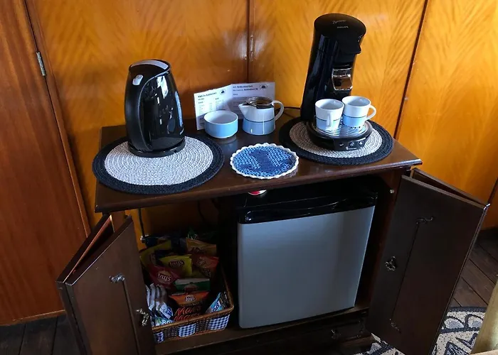 B&B Woonschip Robbedoes Amersfoort