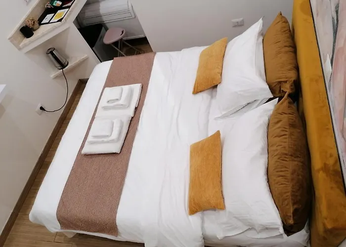 Abbracci Leandra Rooms
