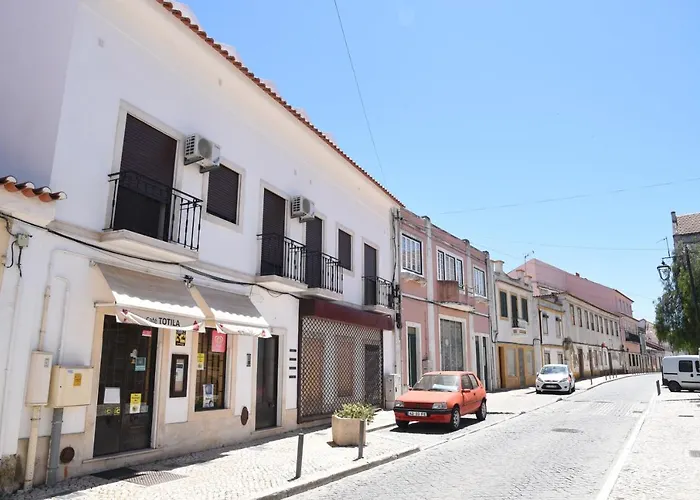 Flor Da Primavera - Residencial E Apartamentos Azambuja