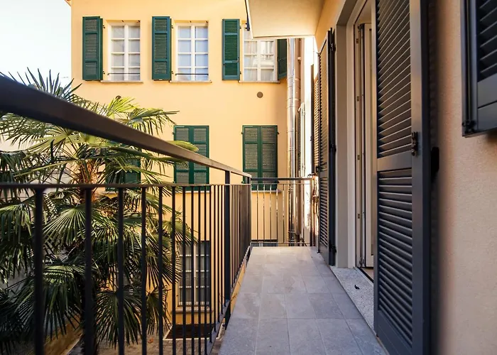 Spazio 77 By "The House Of Travelers" Como