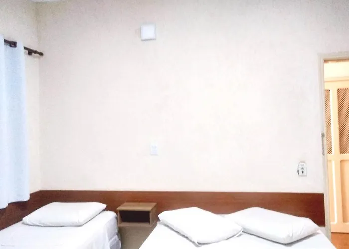 Lelis Hotel Itapira