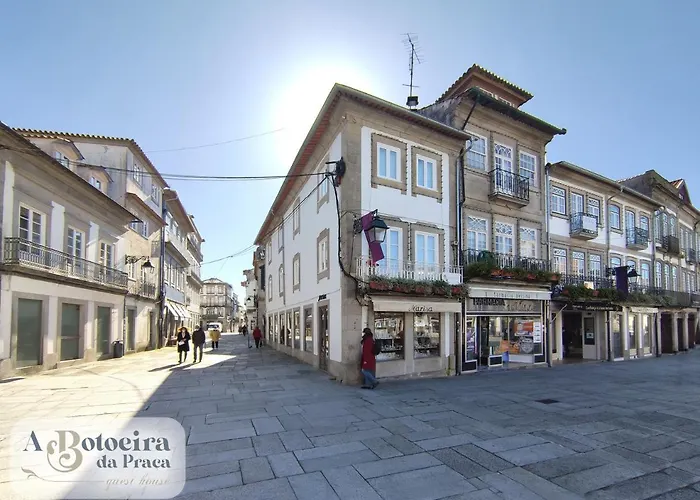 A Botoeira da Praça guest house Viana do Castelo