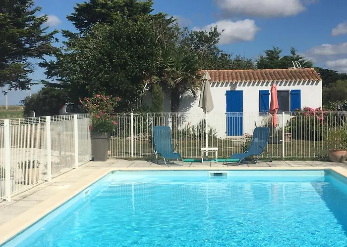 Studio avec piscine Beauvoir-sur-Mer