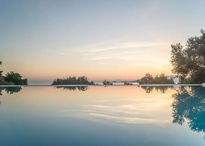Armonia Bay Hotel