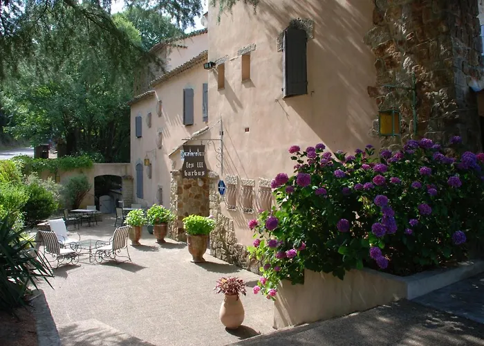 Hotel & Restaurant Les 3 Barbus